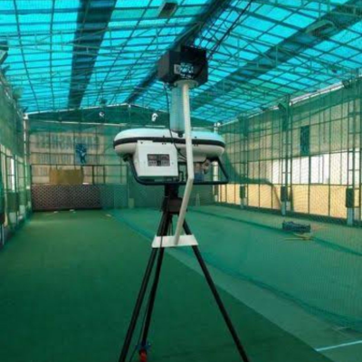HI TECH BOWLING MACHINE SPEED - 140 KMPH