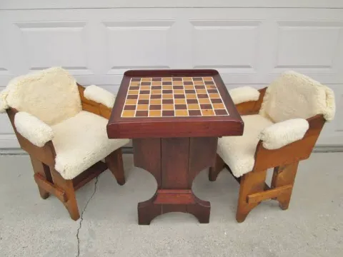 WOODEN CHAIRS